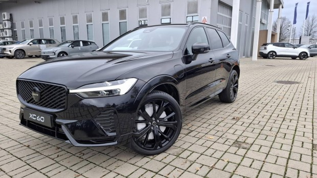 Volvo XC60 2.0 [T6] Plus Black Edition AWD Gear...